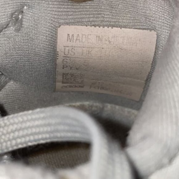 Adidas Ultra Boost Continental Men Sneakers Shoes Gray YYJ 606004 Size 6.5 main image 5